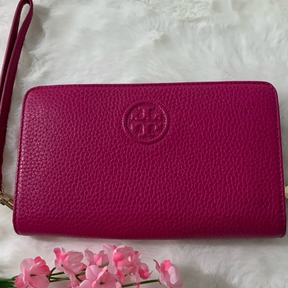 💖Tory Burch Bombe Smartphone Wallet